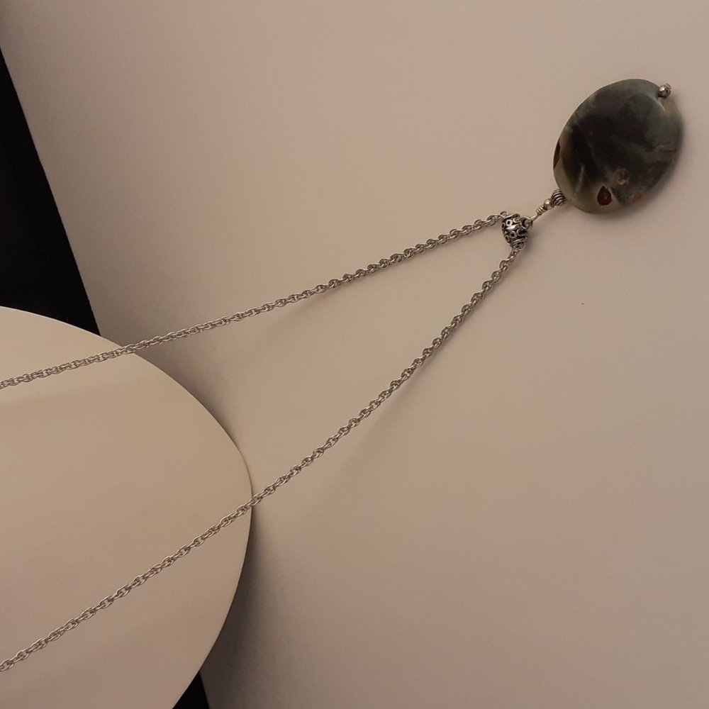 NWOT Green Jasper Gemstone Necklace HH100